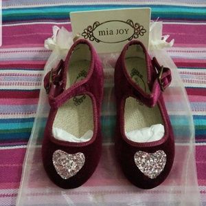 ❌SOLD❌NWT Mia Joy/Joyfolie Velvet Mary Janes